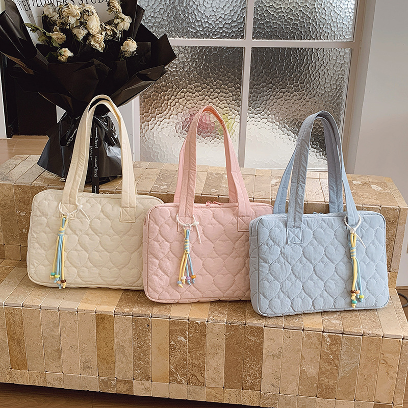 Yeni Kalp Dekorlu Omuz Altı Ça - Women Bags With Laptop Compartment incelemesi ve fiyatı