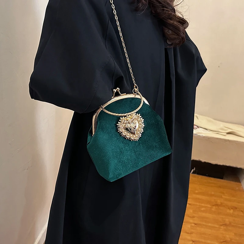 Zincirler Kadife Çerçeve Kalp  - Women Hand Bags Sale incelemesi ve fiyatı
